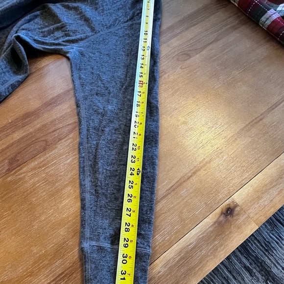 L.L. Bean River Drivers Henley Shirt Wool Blend Gray XL Reg Traditional Fit - Picture 8 of 8